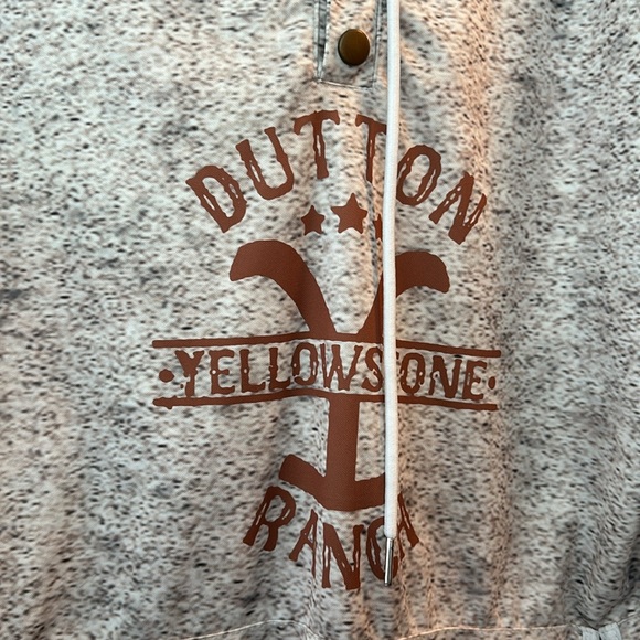 Yellowstone pullover - Picture 2 of 4